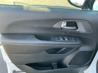 2026 Chrysler Voyager — photo 16 view