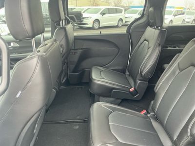 2026 Chrysler Voyager — photo 17 view