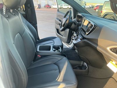 2026 Chrysler Voyager — photo 20 view