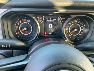 2026 Jeep Gladiator — photo 11 view