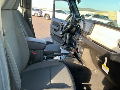 2026 Jeep Gladiator — photo 20 view