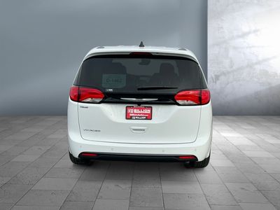 2026 Chrysler Voyager — detail view