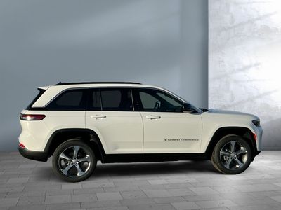 2026 Jeep Grand Cherokee — photo 7 view