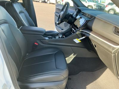 2026 Jeep Grand Cherokee — photo 20 view