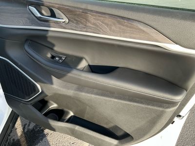 2026 Jeep Grand Cherokee — photo 21 view