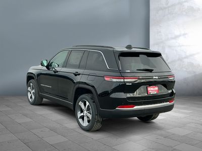 2026 Jeep Grand Cherokee — interior view
