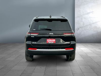 2026 Jeep Grand Cherokee — detail view