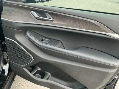 2026 Jeep Grand Cherokee — photo 21 view