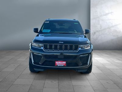 2026 Jeep Grand Cherokee — side profile view