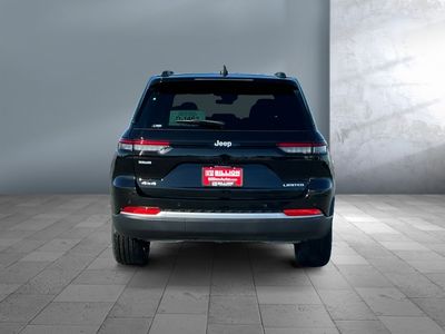 2026 Jeep Grand Cherokee — detail view