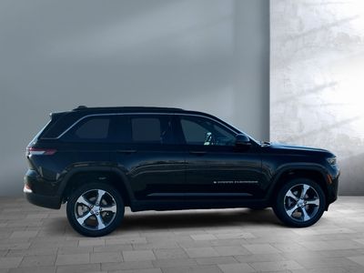 2026 Jeep Grand Cherokee — photo 7 view