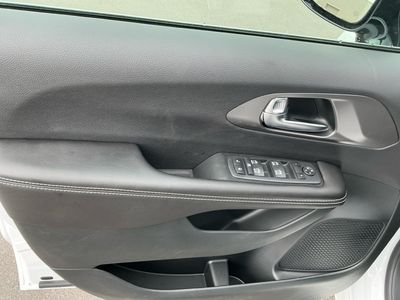 2026 Chrysler Voyager — photo 16 view
