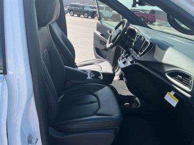 2026 Chrysler Voyager — photo 20 view