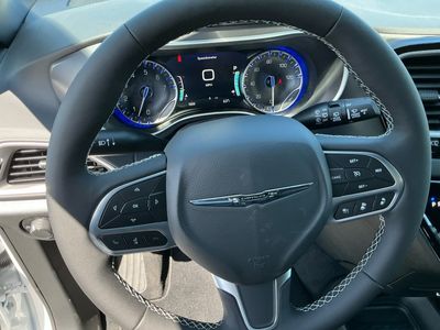 2026 Chrysler Voyager — photo 14 view