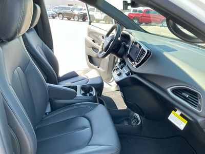 2026 Chrysler Voyager — photo 20 view