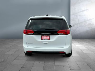 2026 Chrysler Voyager — detail view