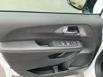 2026 Chrysler Voyager — photo 16 view