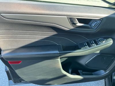 2025 Ford Escape - Photo 14