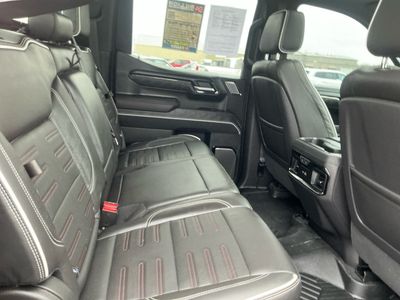 2023 GMC Sierra 1500 - Photo 18