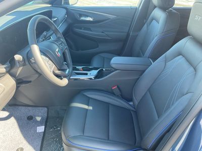 2026 Buick Envista — photo 10 view