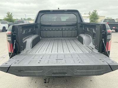 2026 GMC Sierra EV - Photo 6