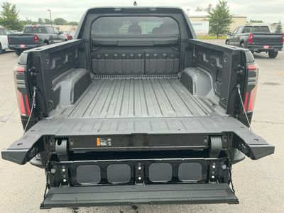2026 GMC Sierra EV - Photo 14
