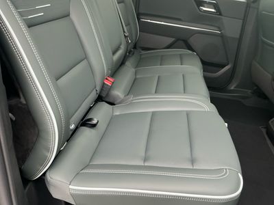 2026 GMC Sierra EV - Photo 8