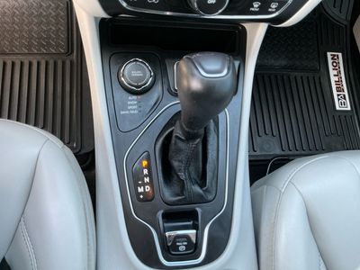 2021 Jeep Cherokee - Photo 12