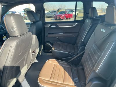 2026 GMC Acadia — photo 17 view