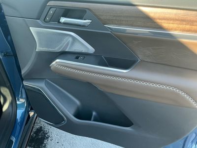 2026 GMC Acadia — photo 21 view