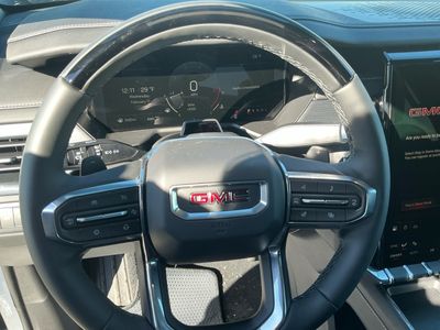 2026 GMC Acadia — photo 14 view