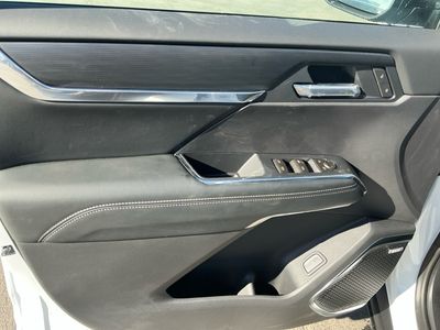 2026 GMC Acadia — photo 16 view