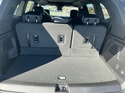 2026 GMC Acadia — photo 18 view