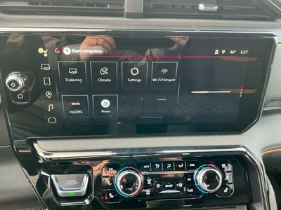 2026 GMC Sierra 3500HD — photo 12 view