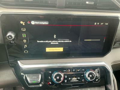 2026 GMC Sierra 3500HD — photo 12 view