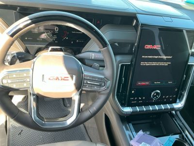 2026 GMC Yukon XL — photo 15 view