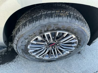 2026 GMC Yukon XL — photo 22 view