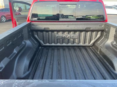 2026 GMC Canyon — photo 18 view
