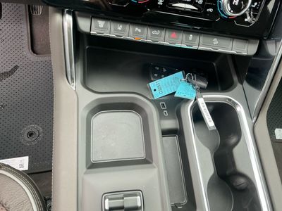 2026 GMC Sierra 3500HD — photo 13 view