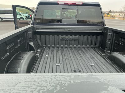 2026 GMC Sierra 3500HD — photo 18 view