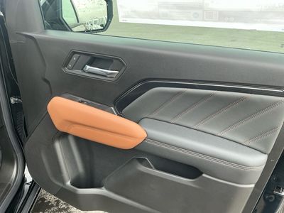 2026 GMC Canyon — photo 21 view