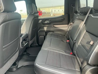 2026 GMC Sierra 1500 — photo 17 view