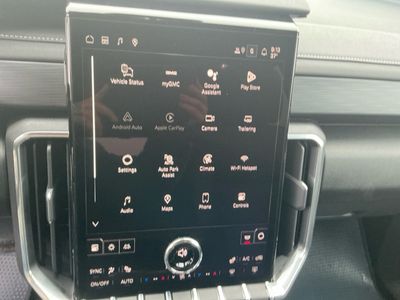 2026 GMC Acadia — photo 12 view