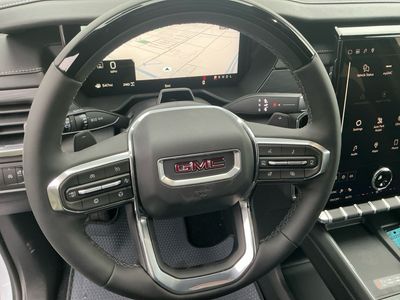 2026 GMC Acadia — photo 14 view