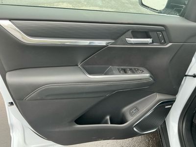 2026 GMC Acadia — photo 16 view