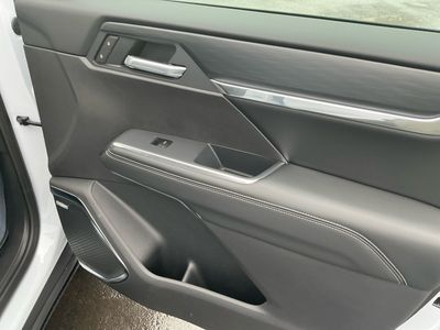 2026 GMC Acadia — photo 21 view