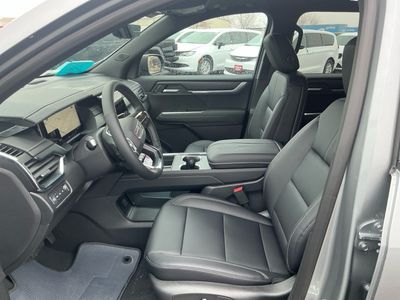 2026 GMC Acadia — photo 10 view