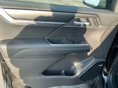2026 GMC Acadia — photo 16 view