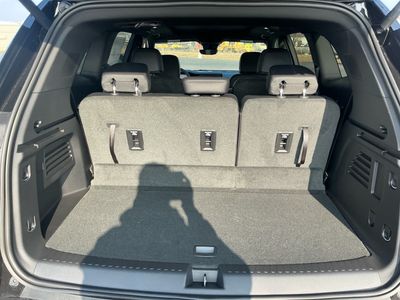 2026 GMC Acadia — photo 18 view