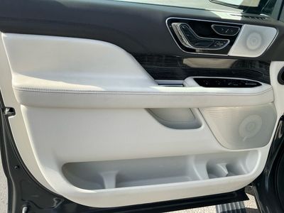 2022 Lincoln Navigator - Photo 15